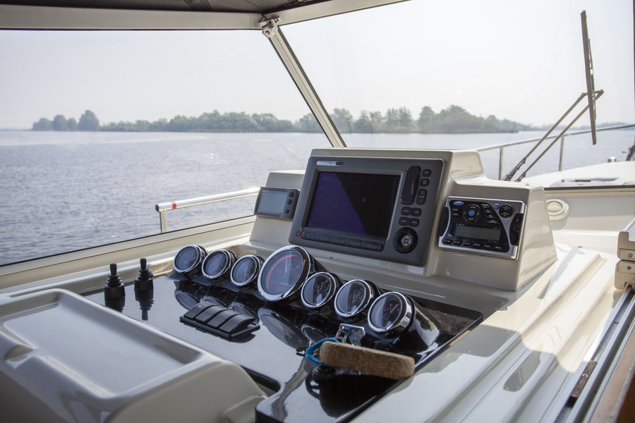 Dashboard motorboot