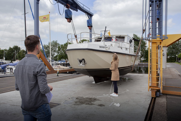 De naam van de nieuwe boot Rob 9.60 'Martine' wordt onthult!