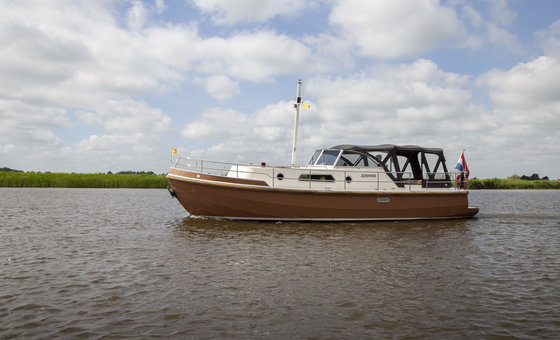 Verlenen dronken Het koud krijgen Luxe open kuip boot huren | 2-4 personen | Schiffart Yachtcharter